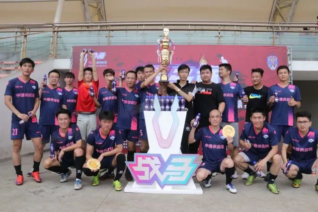 伊朗队关键进球被吹遗憾出局，曾任教哈佛大学的伊朗学者向FIFA索赔10亿美元